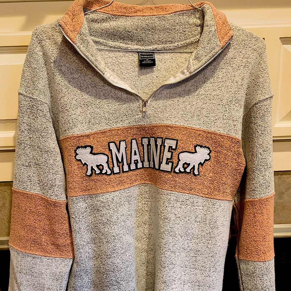 Gray with peach trim cotton pullover.